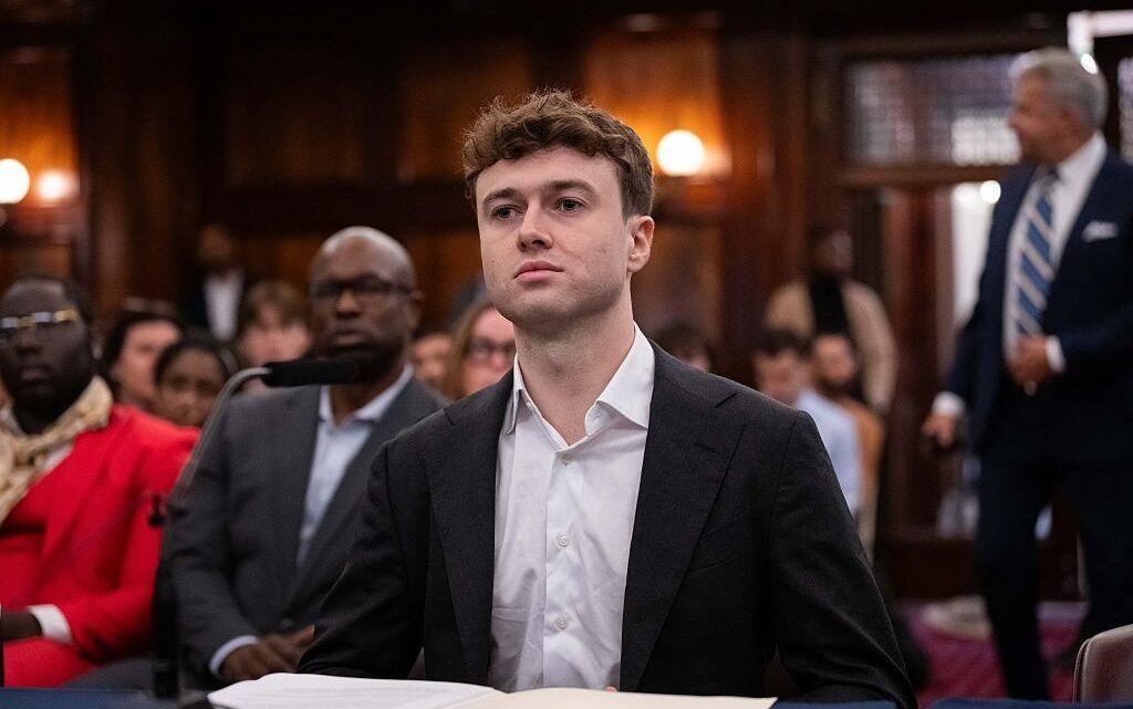 It Could End in Human Extinction: Anthropic Whistleblower Jacob Coxon Warns NYC Council That AI Is Moving Too Fast